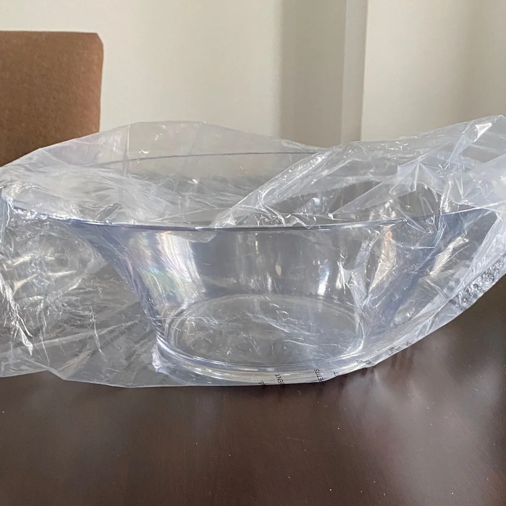 Flared Clear Acrylic Serving Bowl (NWOT)